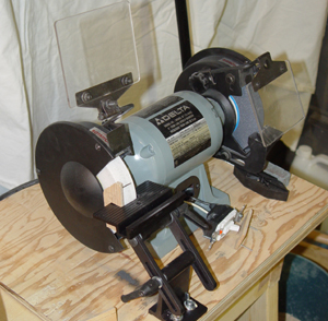 Grinder with Angle Jig